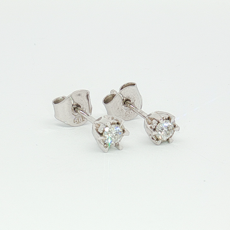 Timanttikorvakorut 0.15ct | Valkokulta - Timanttikorvakorut - Muut valmistajat | Caratia