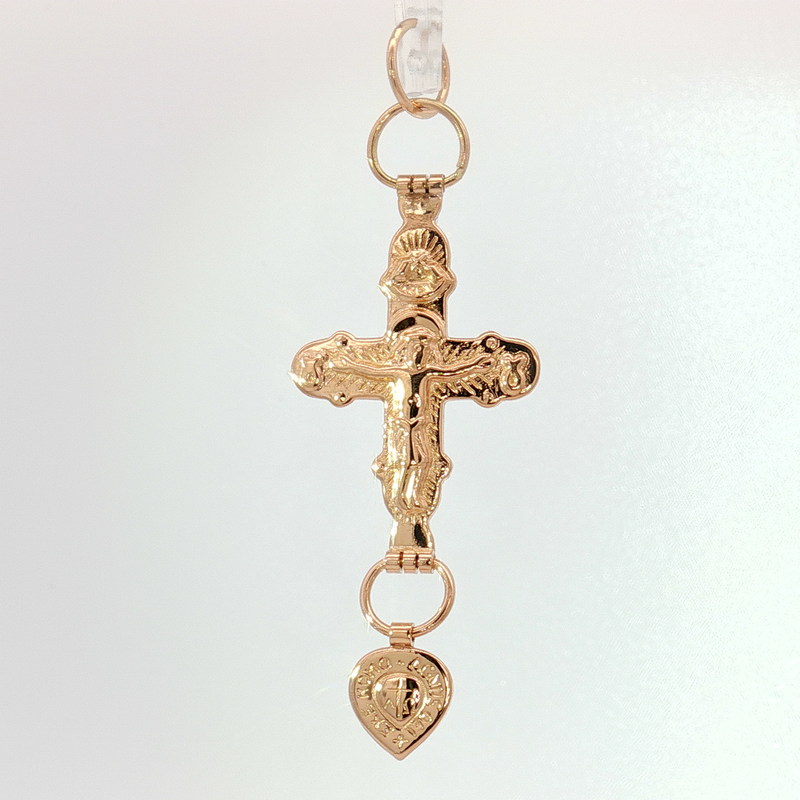 Kalevala Koru Räisälän Krusifiksi-riipus | Kulta - Riipukset ja kaulakorut - Kalevala Koru | Caratia