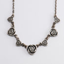 Kalevala Koru Ruusu kaulakoru | Hopea - Riipukset ja kaulakorut - Kalevala Koru | Caratia