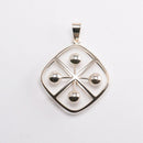 Caratia riipus | Hopea - Riipukset ja kaulakorut - Caratia | Caratia