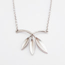 TJ- Lumoava Huomen riipus | Hopea - Riipukset ja kaulakorut - Lumoava | Caratia