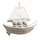 Kalevala Koru Miehet veneessä -rintakoru • Nanny Still McKinney • Caratia