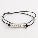 Efva Attling Carpe diem -rannekoru • Caratia