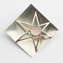 Kultasepät Salovaara -rintakoru • Caratia