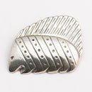 Kalevala Koru Siili -rintakoru • Kirsi Ilvessalo • Caratia