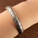 Kultateollisuus rannekoru • Caratia