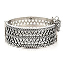 Kalevala Koru Uskelan rannekoru • Caratia