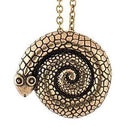 Kalevala Koru Vaskikäärme solkiriipus • Caratia